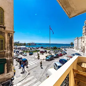 Riva 4* Split